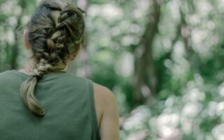 Jak zrobić warkocz rybi ogon? Krok po kroku do szczegółowego plecenia