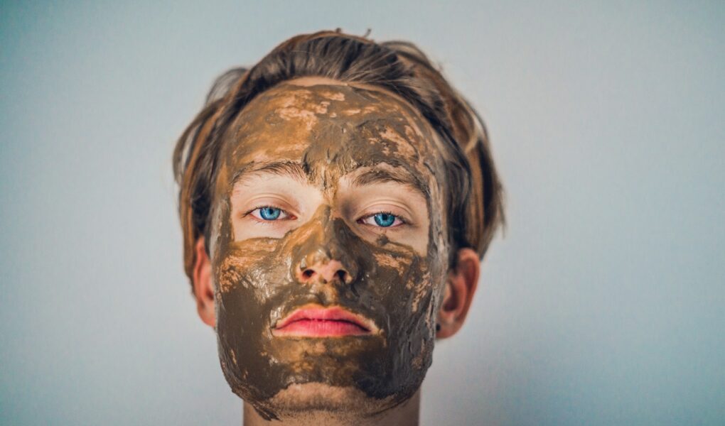 Jak zrobić domowy peeling? Porady na naturalne kosmetyki