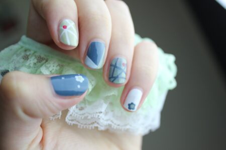 Jak zrobić wężową skórę na paznokciach? Krok po kroku do zjawiskowego manicure