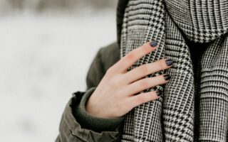 Jak zrobić okrągłe paznokcie? Sekrety idealnego manicure w domowym zaciszu